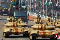 বিশ্বে সবথেকে বেশি অস্ত্র মজুত করছে যে দেশ!