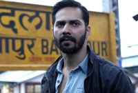 ভোট দিতে পারলেন না বরুন ধাওয়ান!