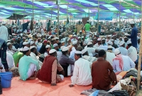 প্রথম দিনেই ৬০ হাজার মুসল্লি যোগ দিলেন ঠাকুরগাঁওয়ে জেলা ইজতেমায়
