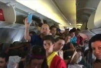 এবার আন্তর্জাতিক ফ্লাইটে দাঁড়ানো যাত্রী নিল পিআইএ!