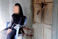 চতুর্থ বিয়ের দাবিতে প্রেমিকের বাড়িতে প্রেমিকার অনশন!