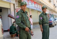 সংঘর্ষে মিয়ানমারের কয়েক ডজন সেনা নিহত, হুমকির মুখে সুচির ঘোষণা