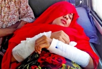 প্রেমে সাড়া না দেয়ায় শ্রেণিকক্ষে ঢুকে শিক্ষিকাকে পিঠিয়ে জখম!