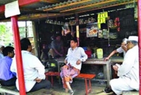 চা বিক্রেতা থেকে পৌরসভার কাউন্সিলর