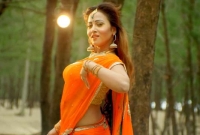 হাতিরঝিলে সড়ক দুর্ঘটনার আহত চিত্রনায়িকা জেনিফা!