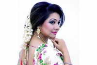 মিউজিক ভিডিওতে নাচলেন আঁখি আলমগীর