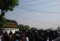 র‌্যাবের নির্মাণাধীন সদর দফতরে আত্মঘাতী হামলা, নিহত ১