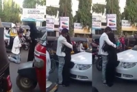 ‘মাঝ রাস্তায় প্রকাশ্যে প্রেম নিবেদন ইসলামের অবমাননা’