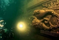 নদীর নীচে বিপুল পরিমাণ গুপ্তধন!