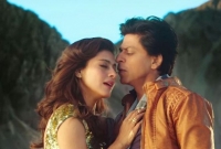 শাহরুখ কেন মহিলা বডিগার্ড রাখেন, জানলে অবাক হবেন