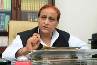 মুসলিমদের গরুর মাংস খাওয়া ছেড়ে দেওয়া উচিত : আজম খান