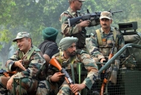 কাশ্মীরে ফের ব্যাপক গুলির লড়াই, নিহত ৩