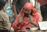 নির্বাচনের ফলাফল নিয়ে জ্যোতিষীদের ভবিষ্যদ্বাণী নিষিদ্ধ হলো ভারতে