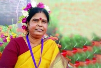 যশোরের ফুল বৌদি, দেশজুড়ে যার খ্যাতি!