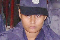 এস-আইয়ের সঙ্গে প্রেম, গায়ে আগুন দিয়ে নারী পুলিশের আত্মহত্যা এস-আইয়ের সঙ্গে প্রেম, গায়ে আগুন দিয়ে নারী পুলিশের আত্মহত্যা