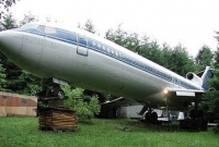 বোয়িং ৭২৭ কিনে বানিয়ে ফেললেন বাড়ি!