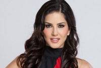 প্রথমবারের মতো  ‘সেরা বাঙালি’ ছবিতে নাচবেন সানি লিওন