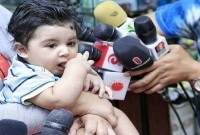 মাত্র ৬ মাসেই সব মিডিয়া উপচে পড়লো শাকিব-অপুর ছেলের সামনে