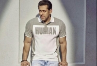  কেন আত্মজীবনী লেখেননি? খোলসা করলেন সালমান