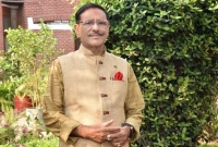 দেশের স্বার্থে ইতিবাচক রাজনীতিতে ফেরার আহ্বান সেতুমন্ত্রীর