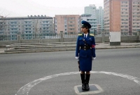 চিন্তিত কিম, যুদ্ধের আবহে সরিয়ে নেওয়া হচ্ছে বাসিন্দাদের