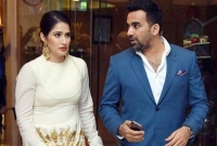 শুধু জহির খানের জন্য গ্যালারিতে বলিউড নায়িকা!