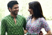 গভীর রাতে ফারহানের বাড়িতে শ্রদ্ধা!