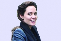 ২০৩ কোটি টাকার বাড়ি!