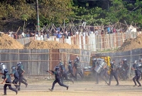 চট্টগ্রামে পুলিশের সঙ্গে ছাত্রলীগের ব্যাপক সংঘর্ষ, গুলিবিদ্ধ ২, আহত ২০