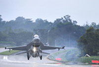  যুদ্ধ লাগলে রাস্তা দিয়েই উড়বে ফাইটার জেট