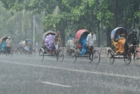 রাজধানীতে এক পশলা স্বস্তির বৃষ্টি