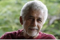 ঢাকায় এসেছেন উপমহাদেশের প্রখ্যাত অভিনেতা নাসিরউদ্দিন শাহ