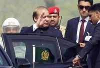 এ যাত্রায় বেঁচে গেলেন নওয়াজ শরীফ