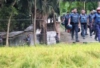 ঝিনাইদহের বাড়িটি এখনো ঘিরে রেখেছে পুলিশ