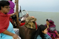  ভয়ংকর ঝড়ের কবলে পড়ে পুরো শুটিং ইউনিট লণ্ডভণ্ড