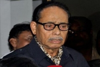 জামাইকে ‘বিপদে’ ফেললেন এরশাদ