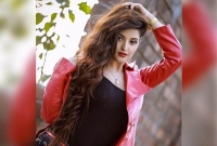 আসল হিরো হিরোইনদের রক্ষা করুন: পরীমণি