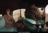 অটোরিকশায় ঘুরে বেড়ালেন  বিশ্বের শীর্ষধনী ব্যক্তি বিল গেটস