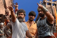 জানেন, বাহুবলীর মোট লভ্যাংশের কত ভাগ পাবেন পরিচালক?