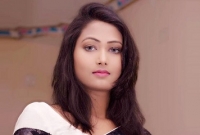 নায়িকা ছাড়াই দীর্ঘদিন ধরে শুটিং, পরিচালকের বক্তব্যে 'লুকোচুরি'