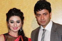 শাকিবের পাশেই ছিলেন অপু