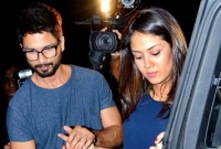 ট্রাফিক আইন ভেঙ্গে জরিমানা দিলেন মীরা, মুগ্ধ পুলিশ