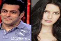 ক্যাটরিনার বোনের জন্য মাঠে সালমান!