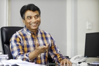 ১৪ মে ফেসবুক লাইভে আসছেন মেয়র আনিসুল হক