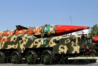 'ভারতের দিকে ১৩০টি পরমাণু বোমা তাক করে রেখেছে পাকিস্তান' 'ভারতের দিকে ১৩০টি পরমাণু বোমা তাক করে রেখেছে পাকিস্তান'