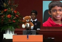 টেডি বিয়ার দিয়েই ইলেকট্রনিক ডিভাইস হ্যাক করল ষষ্ঠ শ্রেণির  এই খুদে!