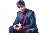 'নায়করাজকে নিয়ে এমন ঔদ্ধত্যপূর্ণ আচরণ এদেশ ক্ষমা করবে না'