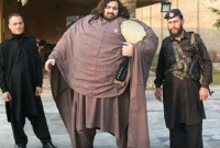 দিনে ৩৬ টি ডিম, ৫ কেজি মাংস ও ৫ লিটার দুধ লাগে তার!