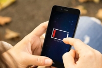 স্মার্টফোনে চার্জ থাকছে না? এখনই আন-ইনস্টল করুন এই ১০ অ্যাপ