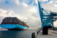  ৭ নম্বর বিপদসংকেত পাওয়ার পর চট্টগ্রাম বন্দর ও বহির্নোঙরে পণ্য ওঠানামা বন্ধ